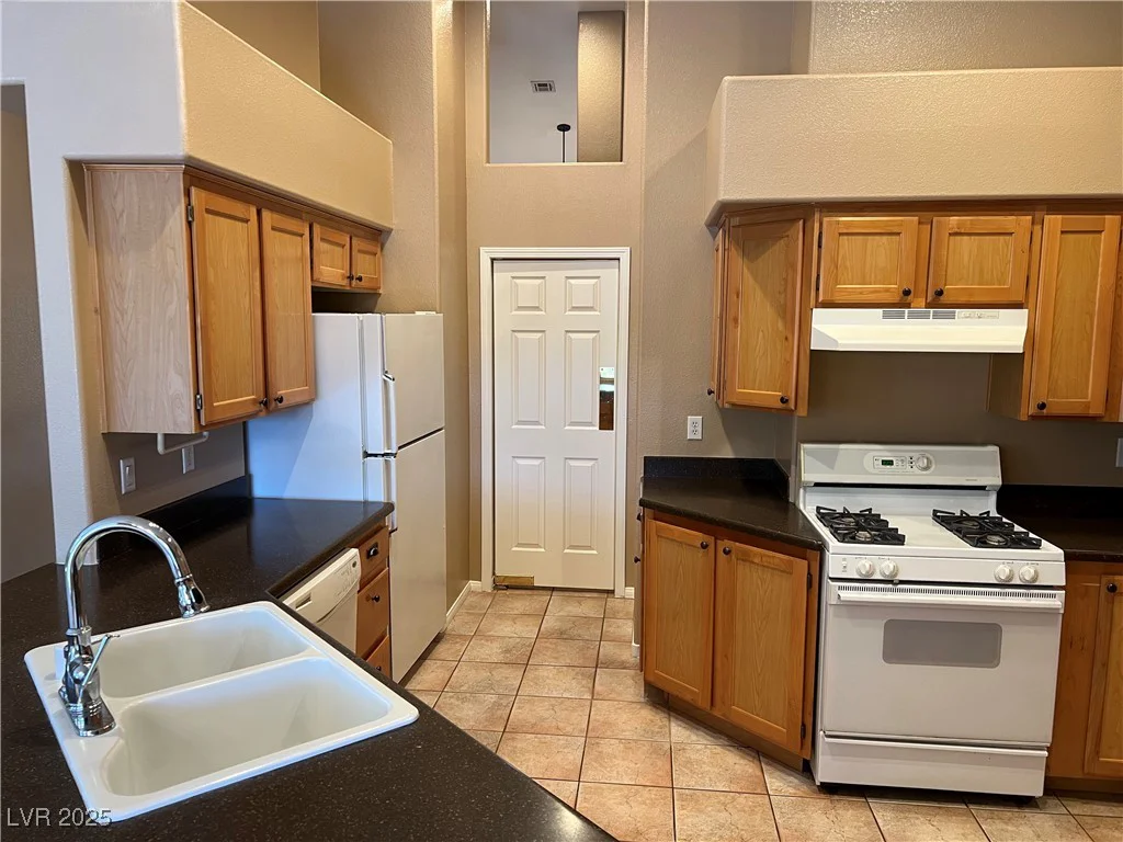 4824 Americanwood, Las Vegas, NV 89130