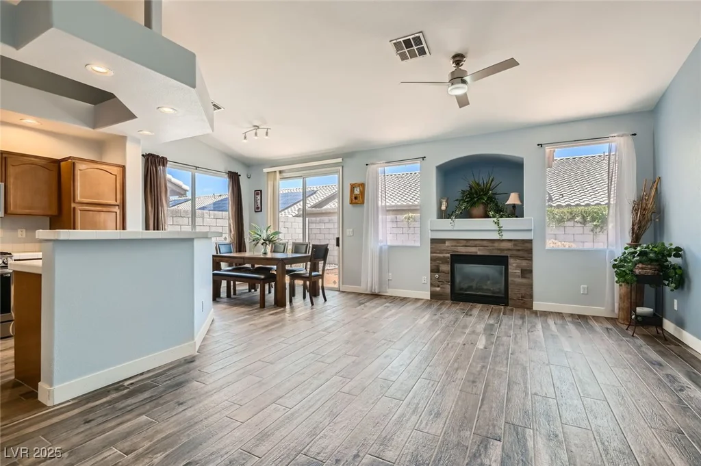 216 Twin Creek, Henderson, NV 89074