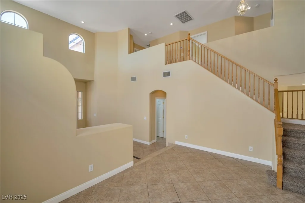 5915 Poplar Tree, Las Vegas, NV 89148