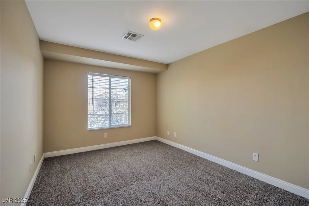 5915 Poplar Tree, Las Vegas, NV 89148