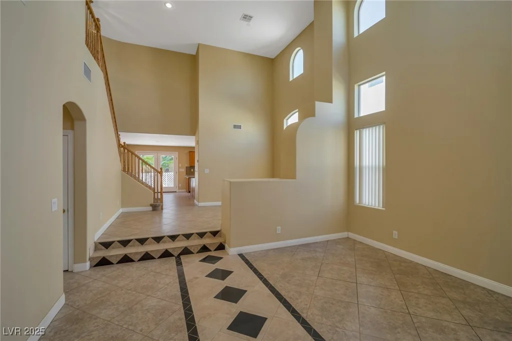 5915 Poplar Tree, Las Vegas, NV 89148