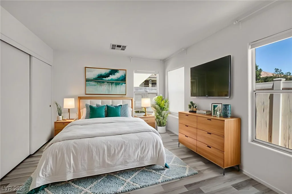 4020 Pistachio Nut, Las Vegas, NV 89115