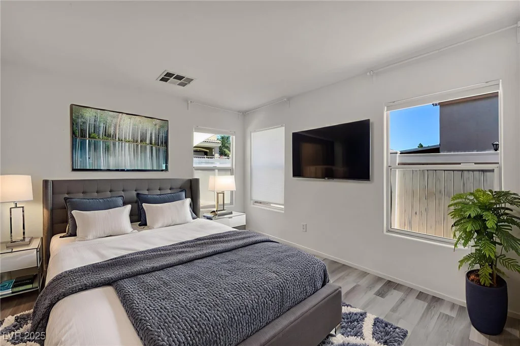 4020 Pistachio Nut, Las Vegas, NV 89115