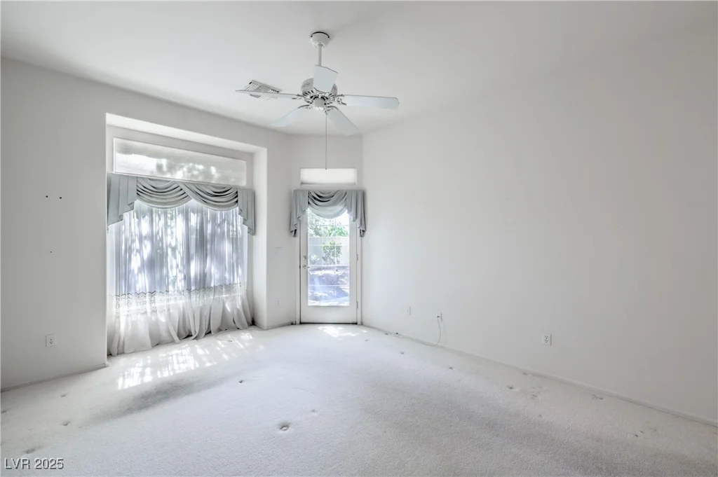 2404 Spring Water, Las Vegas, NV 89134