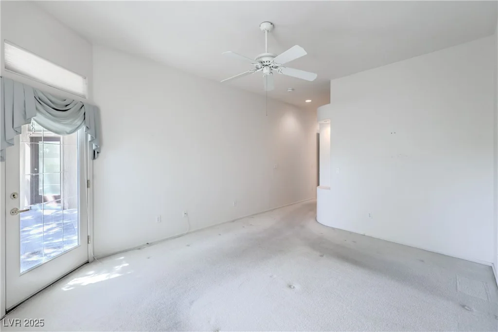 2404 Spring Water, Las Vegas, NV 89134