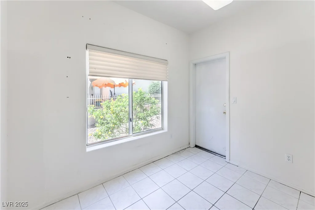2404 Spring Water, Las Vegas, NV 89134
