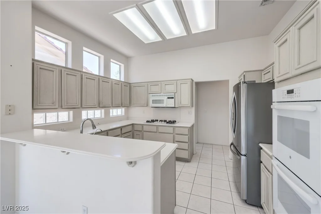 2404 Spring Water, Las Vegas, NV 89134