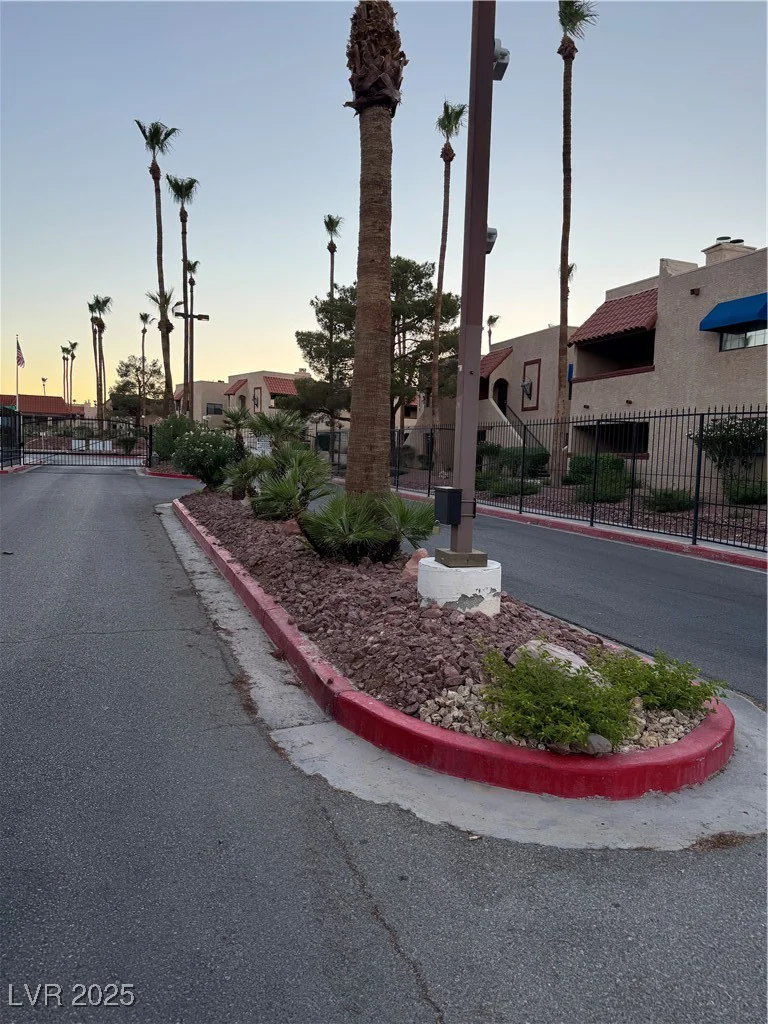 4231 Sanderling, Las Vegas, NV 89103