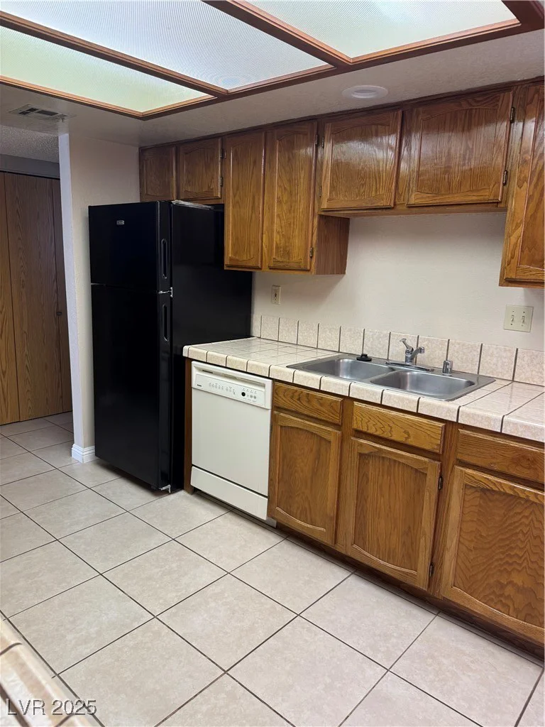 4231 Sanderling, Las Vegas, NV 89103