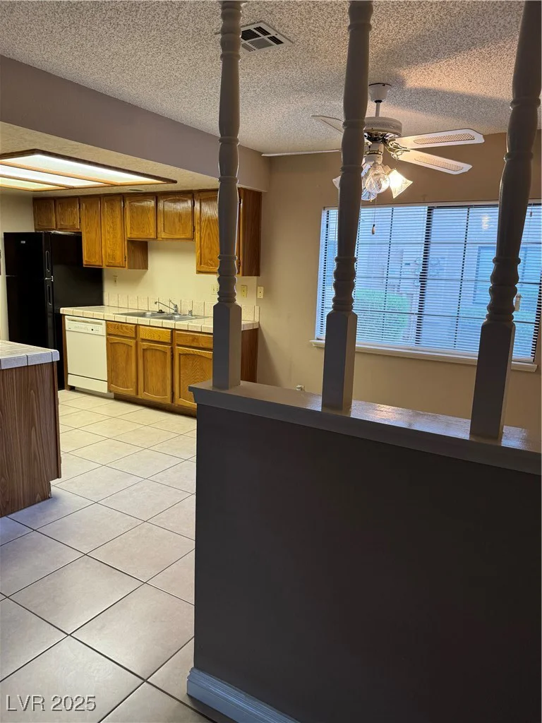 4231 Sanderling, Las Vegas, NV 89103