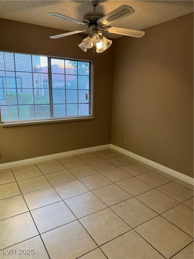 4231 Sanderling, Las Vegas, NV 89103