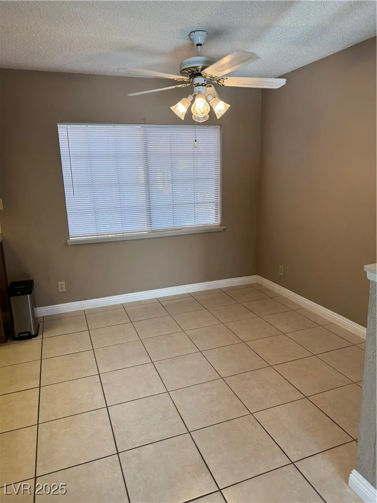 4231 Sanderling, Las Vegas, NV 89103