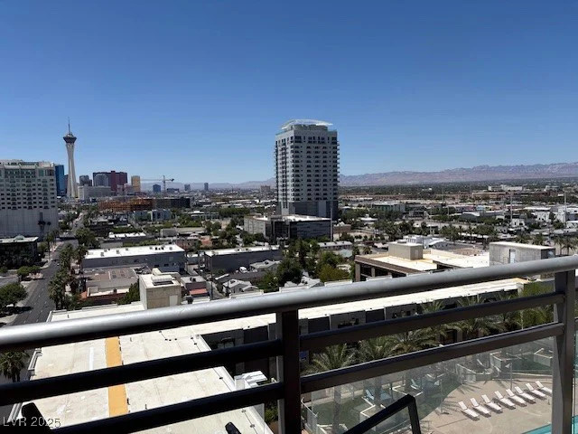 353 Bonneville, Las Vegas, NV 89101