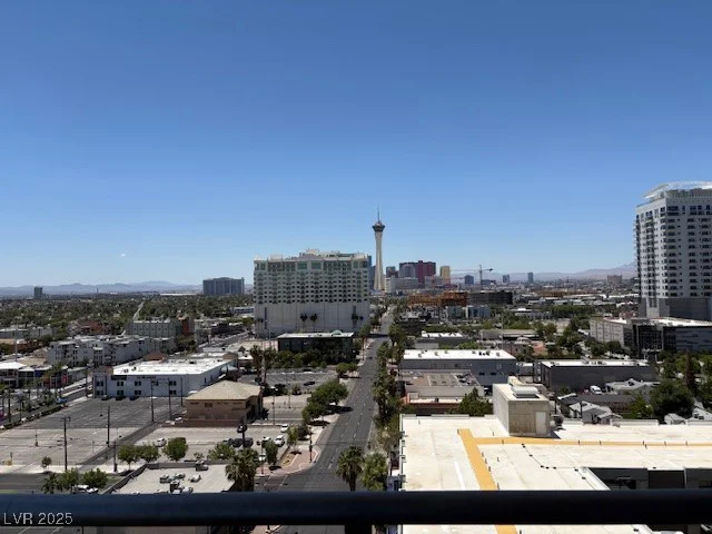 353 Bonneville, Las Vegas, NV 89101