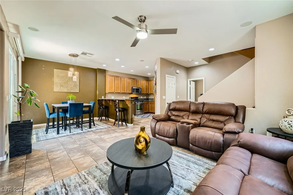 9114 Mount Wilson, Las Vegas, NV 89113