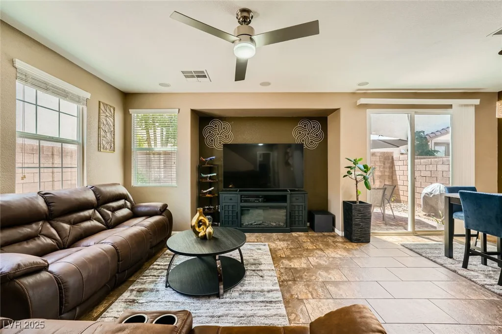 9114 Mount Wilson, Las Vegas, NV 89113