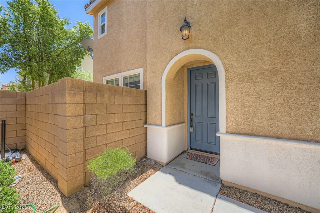 9114 Mount Wilson, Las Vegas, NV 89113