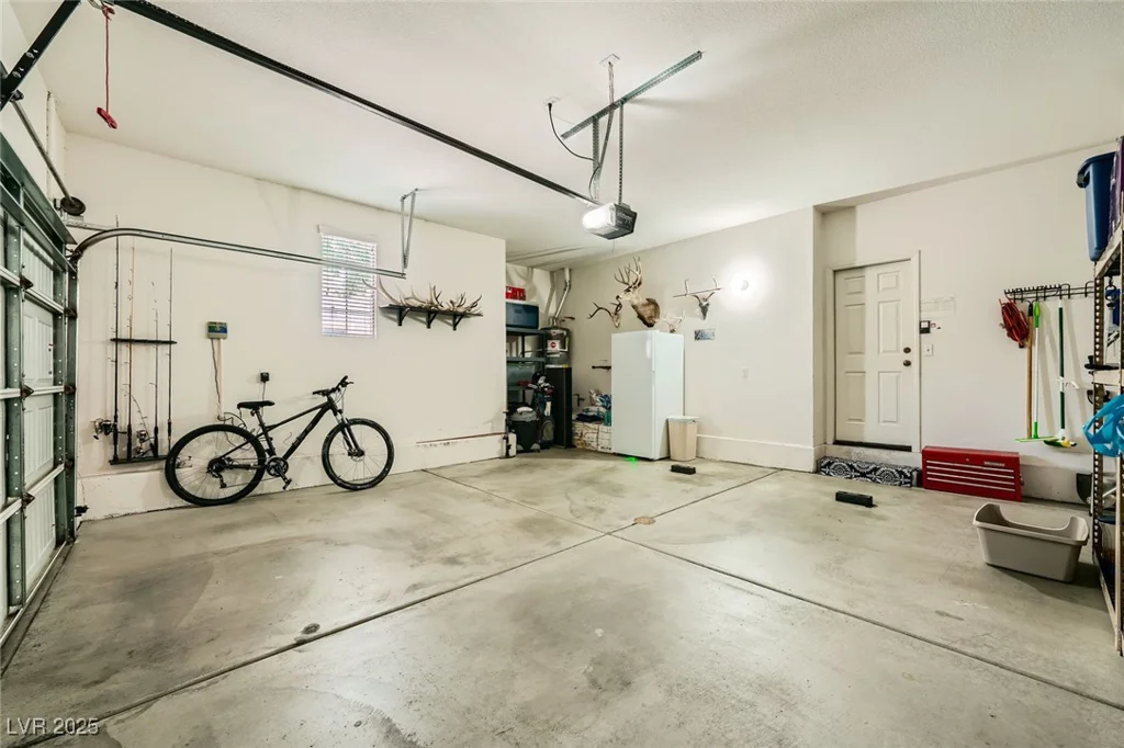 9114 Mount Wilson, Las Vegas, NV 89113