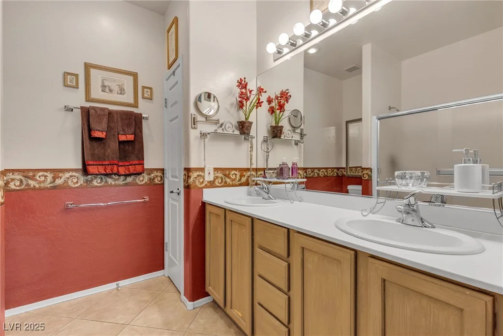 2404 Willow Wren, North Las Vegas, NV 89084