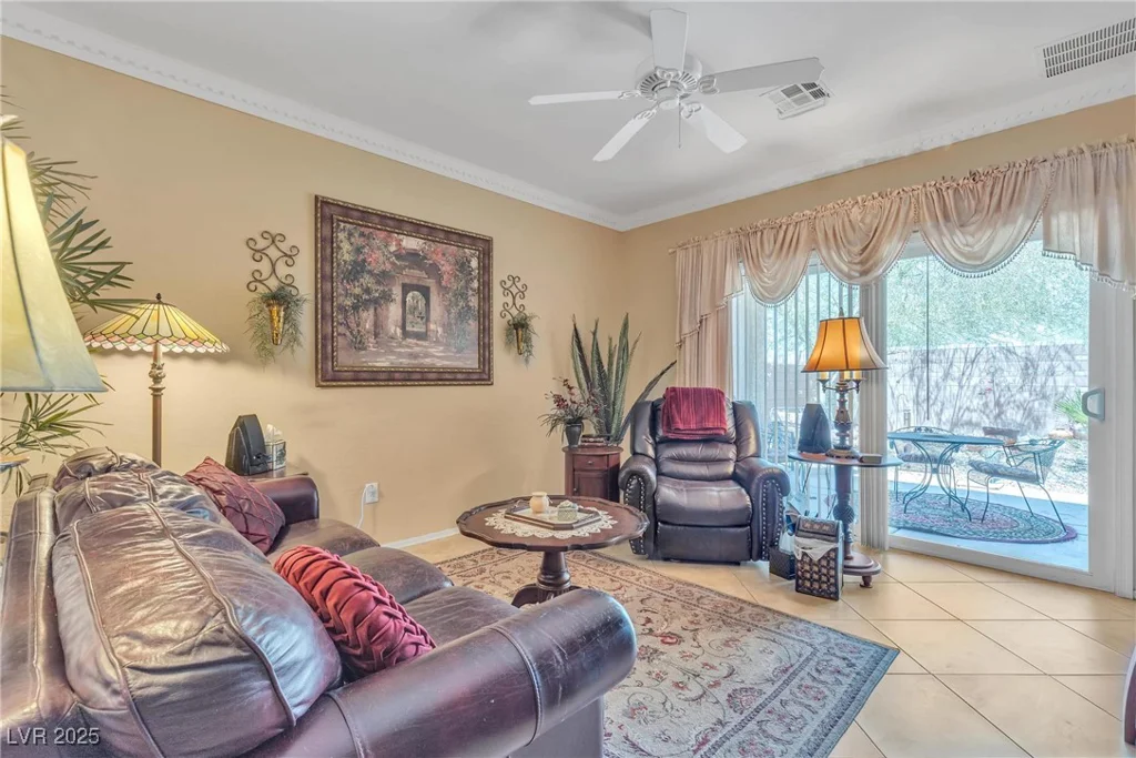 2404 Willow Wren, North Las Vegas, NV 89084
