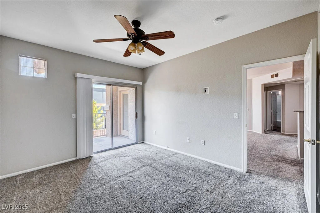 8555 Russell, Las Vegas, NV 89113