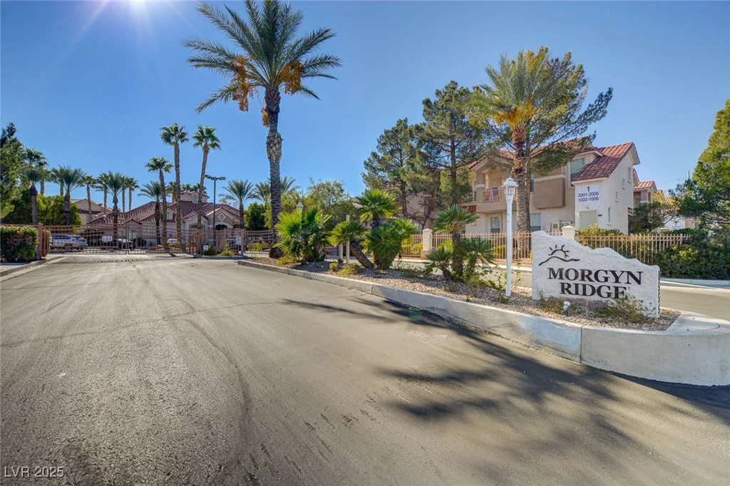 8555 Russell, Las Vegas, NV 89113