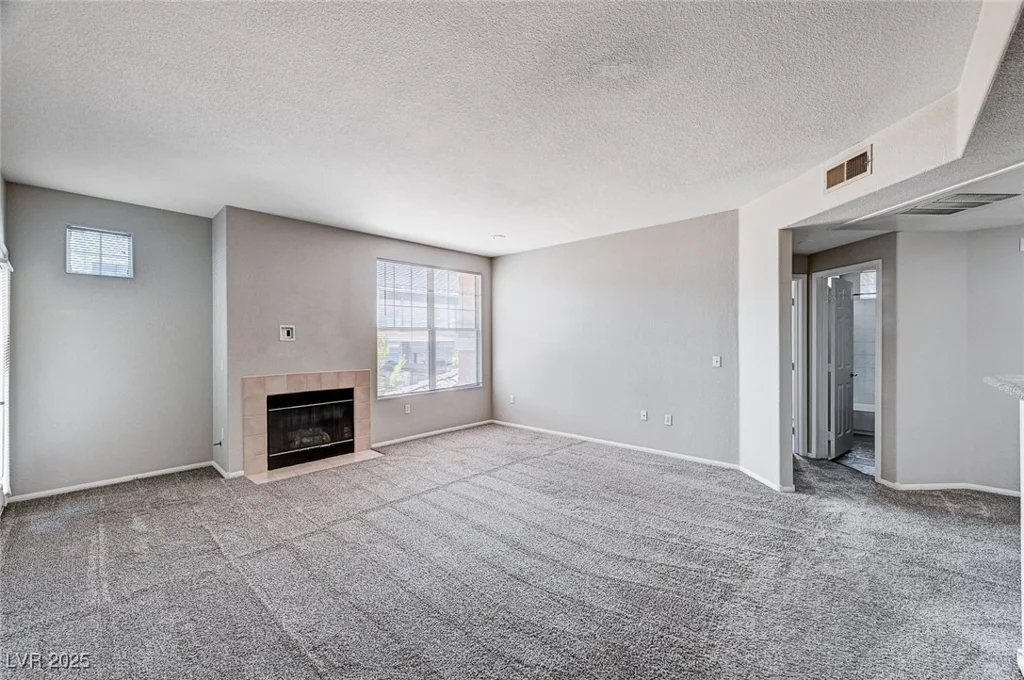 8555 Russell, Las Vegas, NV 89113