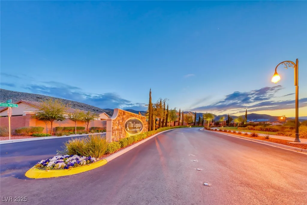 12313 Old Muirfield, Las Vegas, NV 89141
