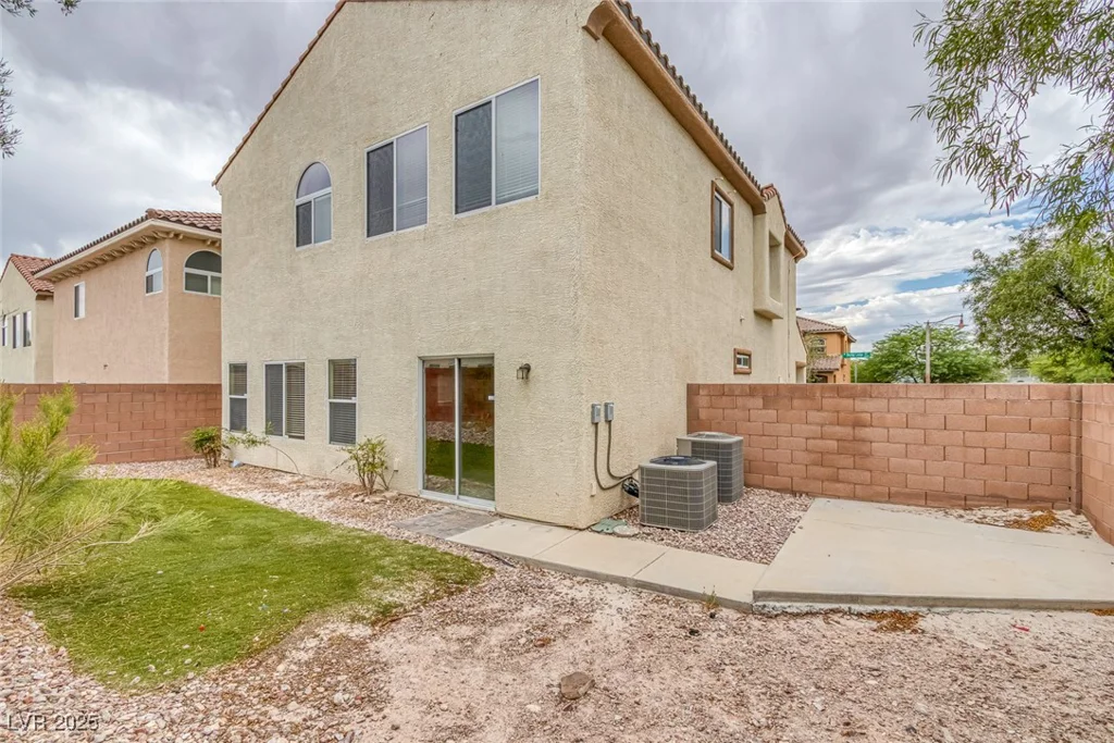 8180 Skytop Ledge, Las Vegas, NV 89178