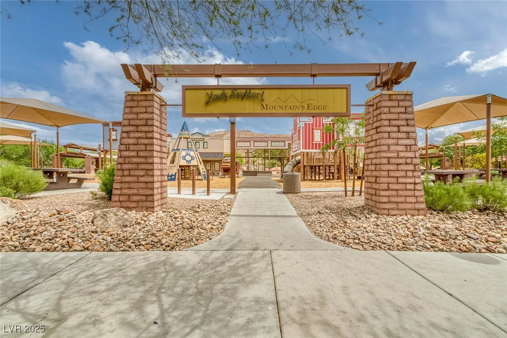 8180 Skytop Ledge, Las Vegas, NV 89178