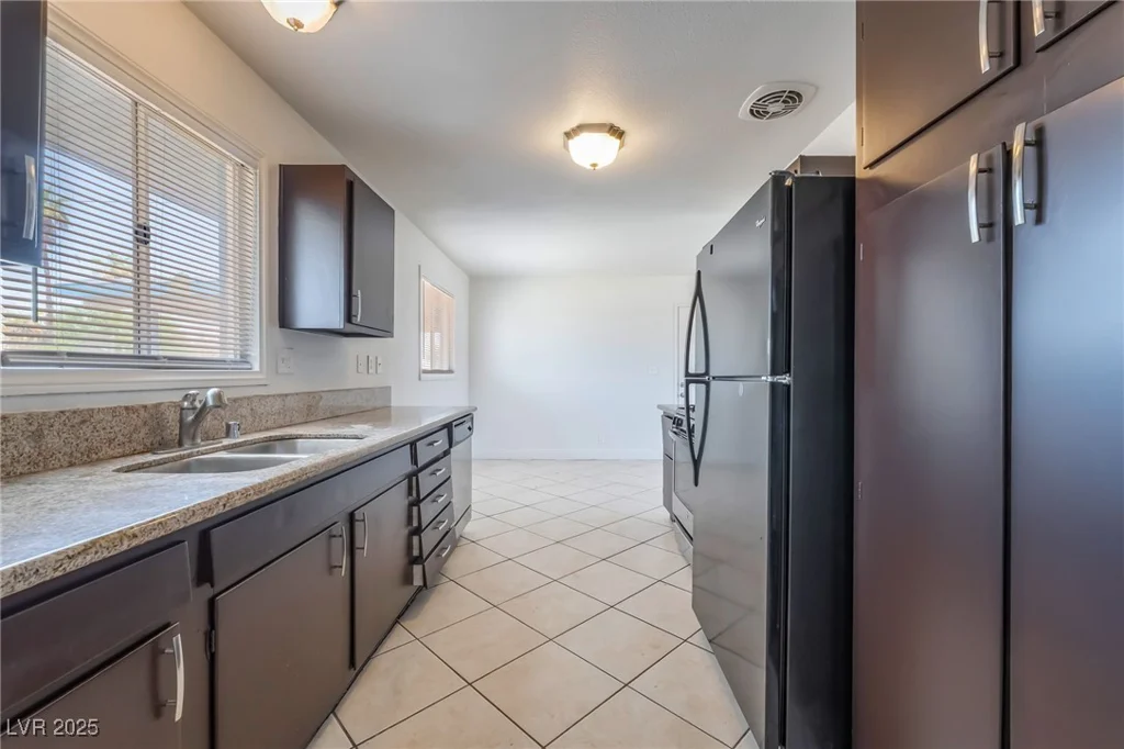 77 Constitution, Henderson, NV 89015
