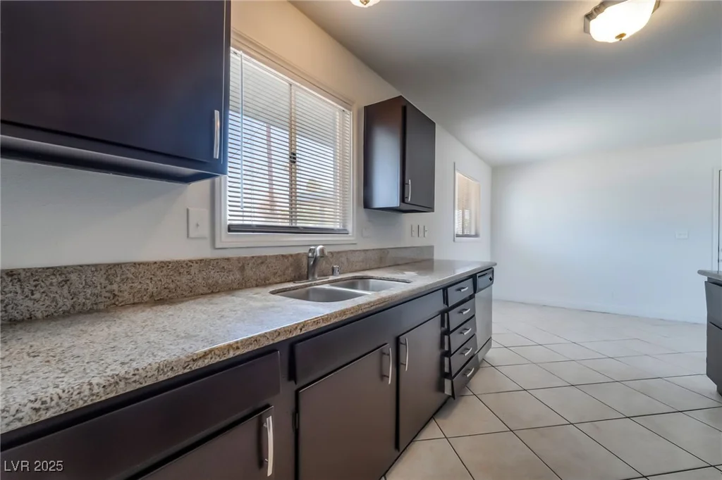 77 Constitution, Henderson, NV 89015