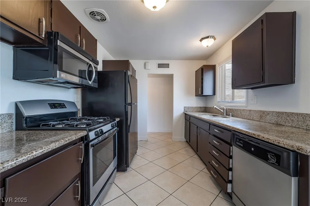 77 Constitution, Henderson, NV 89015