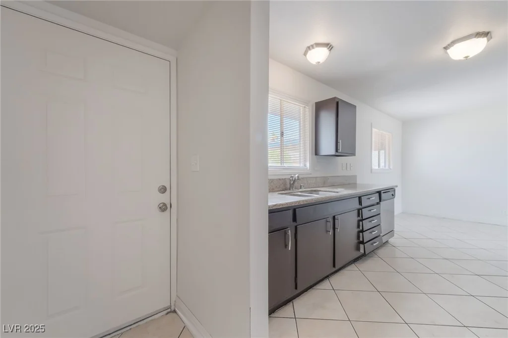 77 Constitution, Henderson, NV 89015