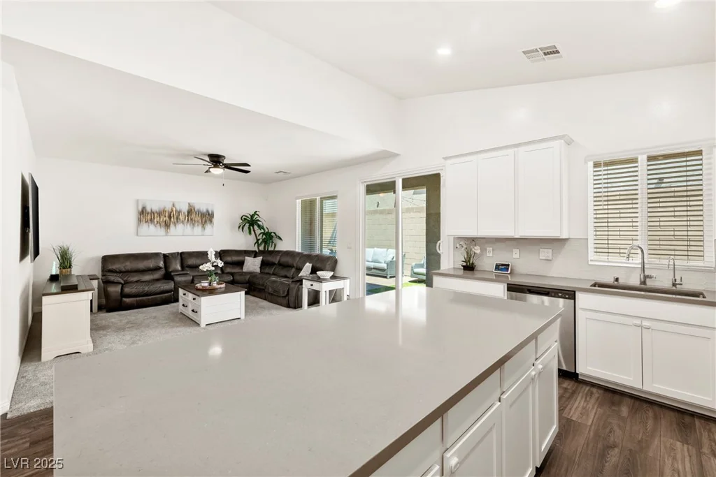 4360 Panoramic View, North Las Vegas, NV 89084