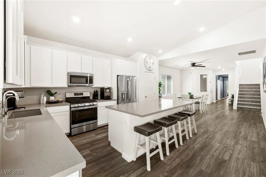4360 Panoramic View, North Las Vegas, NV 89084