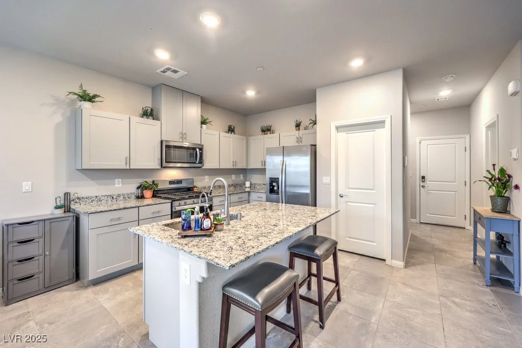 10971 Cambridge Lakes, Las Vegas, NV 89166