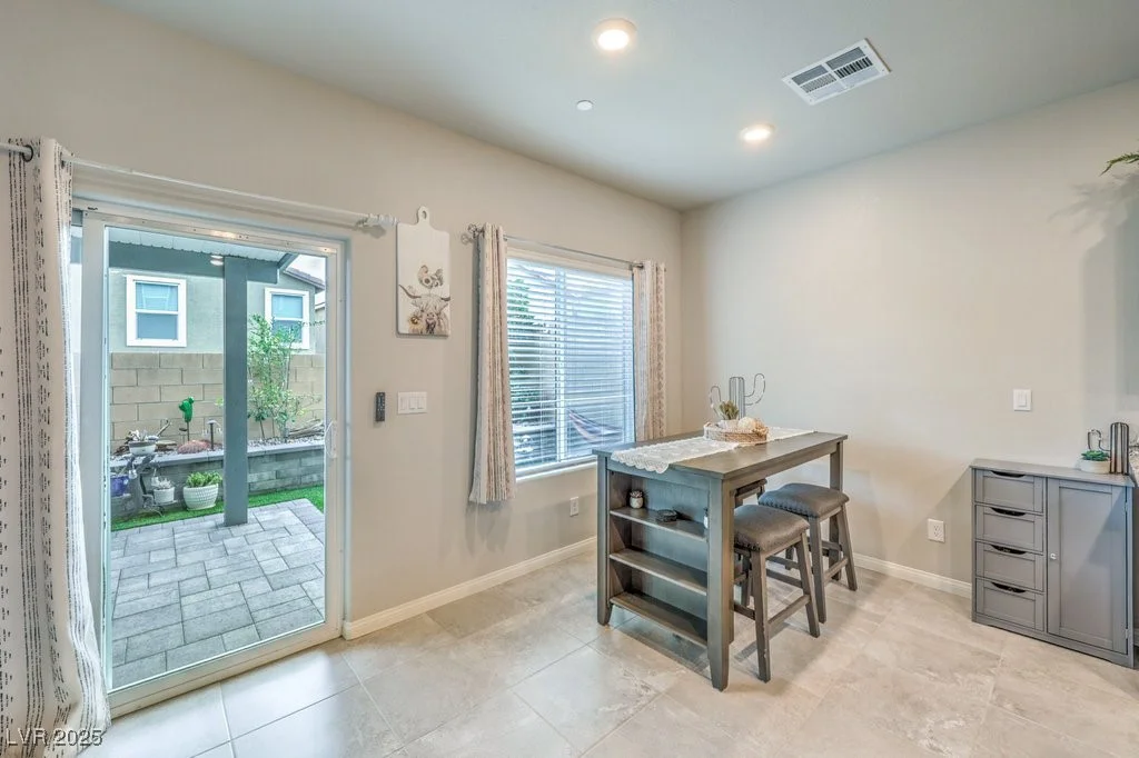 10971 Cambridge Lakes, Las Vegas, NV 89166