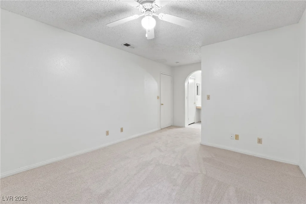 2200 Fort Apache, Las Vegas, NV 89117