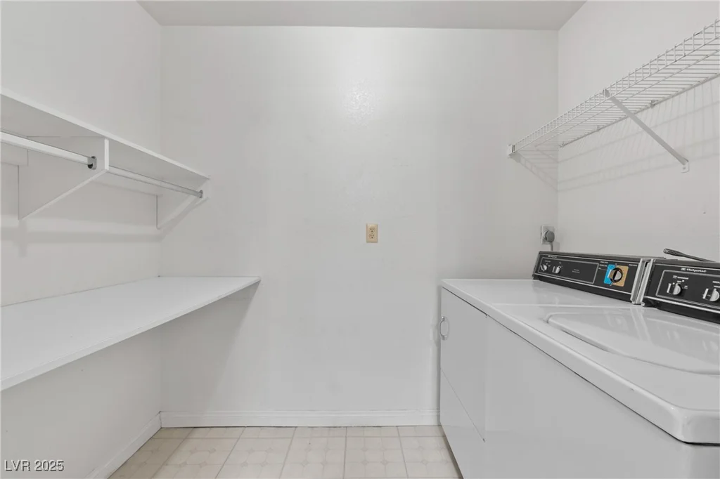 2200 Fort Apache, Las Vegas, NV 89117