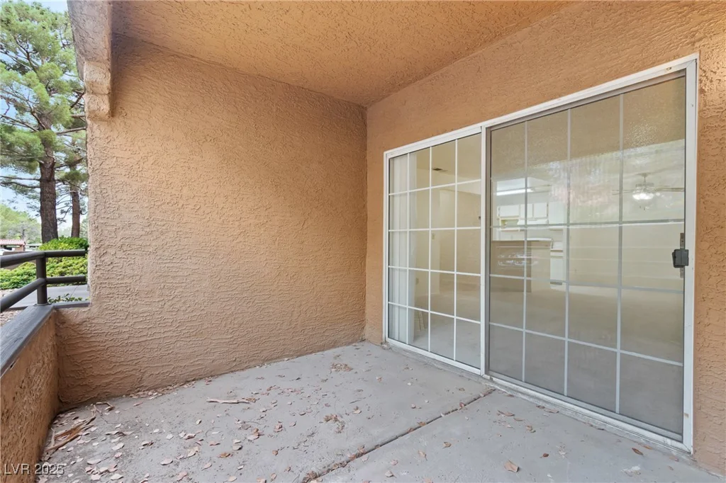 2200 Fort Apache, Las Vegas, NV 89117