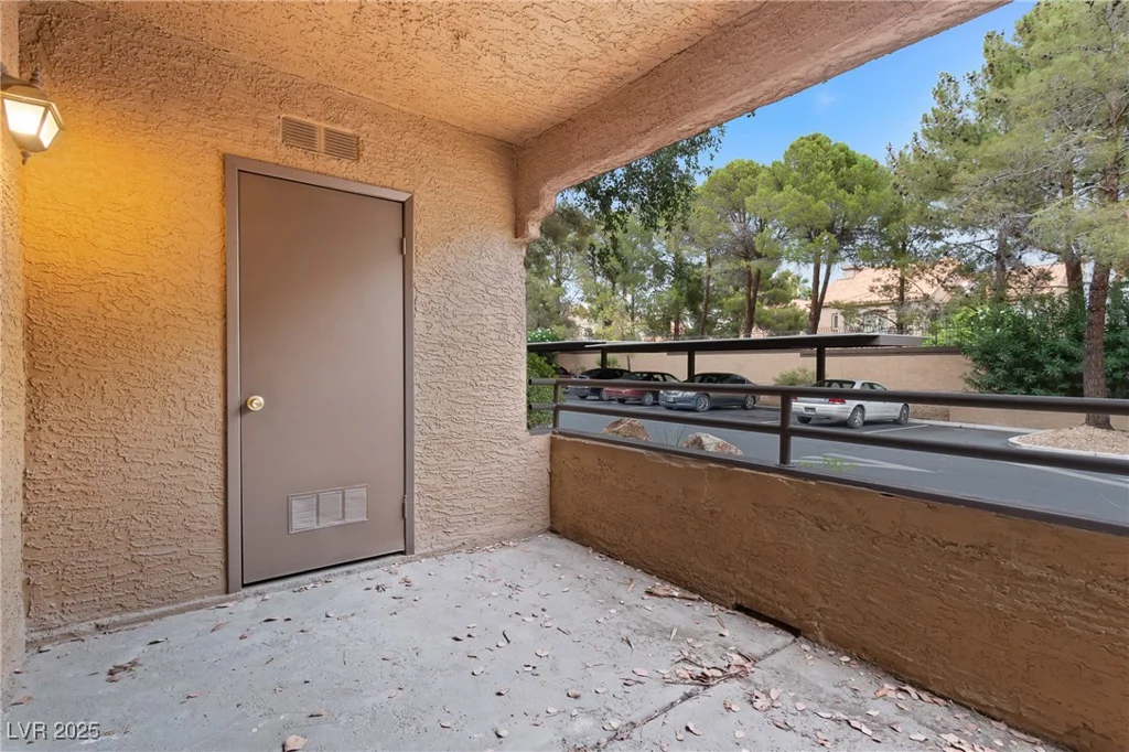 2200 Fort Apache, Las Vegas, NV 89117