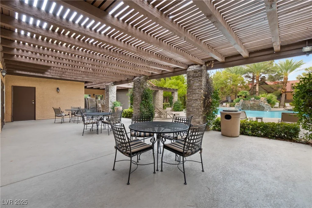 2200 Fort Apache, Las Vegas, NV 89117