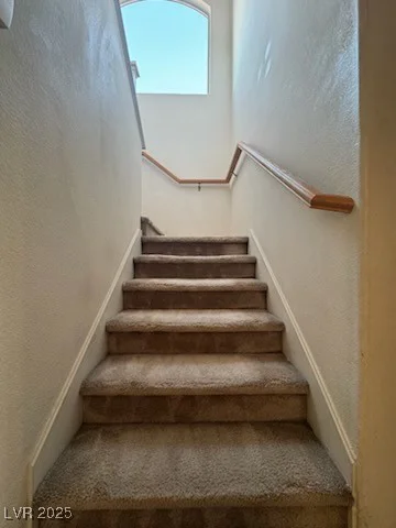 4556 New Dupell, Las Vegas, NV 89147