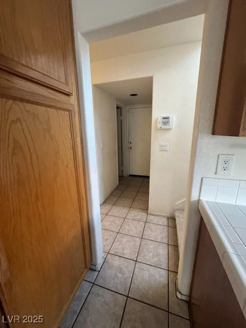 4556 New Dupell, Las Vegas, NV 89147