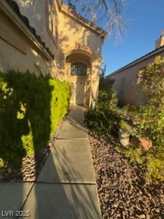 4556 New Dupell, Las Vegas, NV 89147