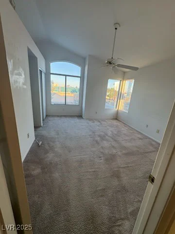 4556 New Dupell, Las Vegas, NV 89147
