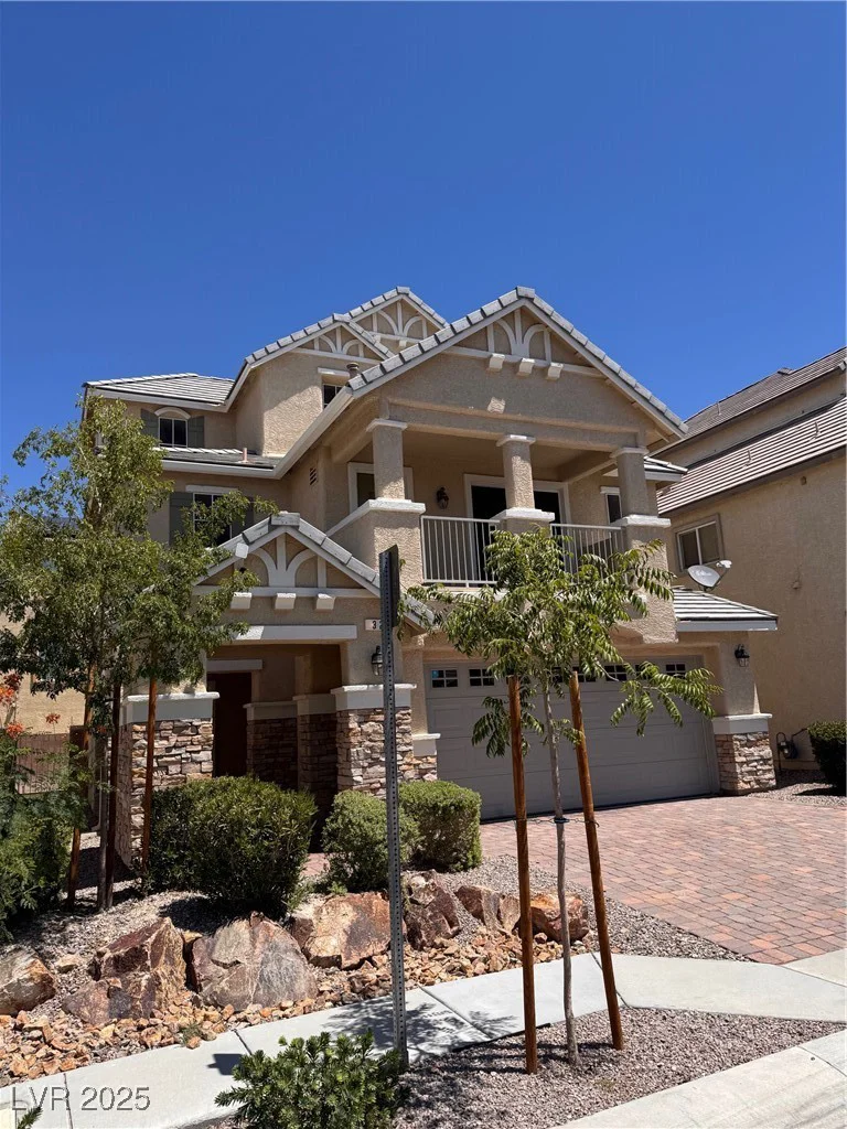 32 Yellow Peak, North Las Vegas, NV 89031