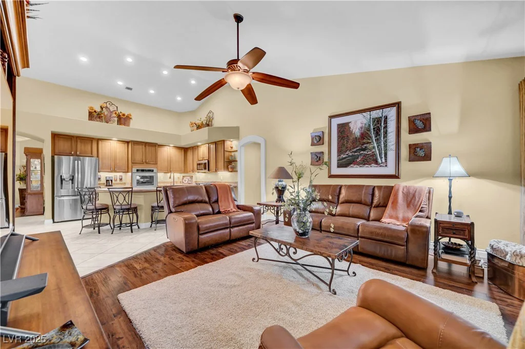 216 Chestnut Ridge, Henderson, NV 89012