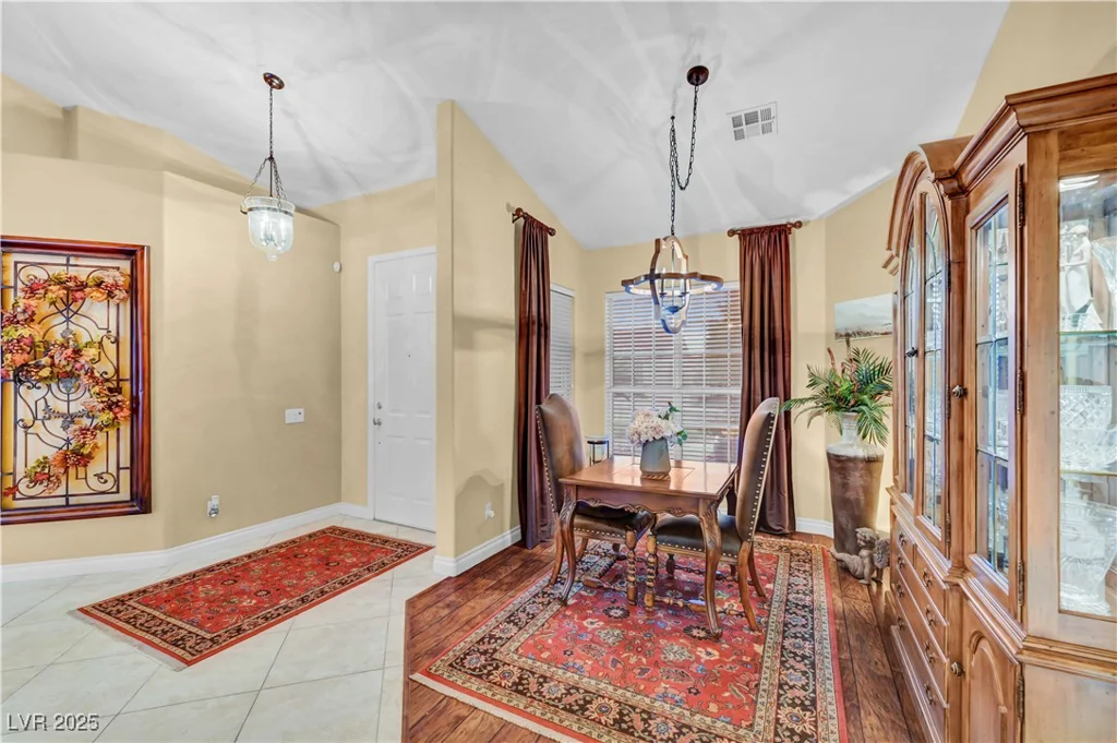 216 Chestnut Ridge, Henderson, NV 89012